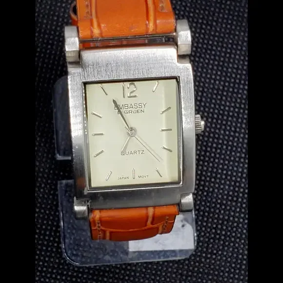 Rare Hinged Lug Embassy Gruen Vintage Men's‎ Tank Dress Watch